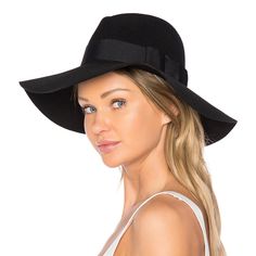 Top Of Your Look With Nothing Less Than The Brixton Piper Black Wool Floppy Brim Hat! Cozy Felted Wool Shapes This Floppy Brimmed Fedora Hat With A Black Grosgrain Ribbon Band. Size Small Has A 4" Brim & 23.5" Interior Circumference. 100% Felted Wool. New With Tag / Nwt. Size: Small / S (7) Boho Bohemian Celeb Style Blogger Fave Free People Revolve Preppy Fall Winter Spring Chic Stylish Christmas X-Mas Holiday Holiday Gift Chic Wide Brim Winter Hats, Chic Cloche Hat With Short Brim, Chic Brimmed Felt Hat For The Beach, Chic Brimmed Felt Hat For Beach, Chic Brimmed Felt Beach Hat, Chic Felt Hat With Curved Brim, Elegant Winter Vacation Hats, Chic Curved Brim Felt Hat For Vacation, Chic Brimmed Felt Hat For Vacation