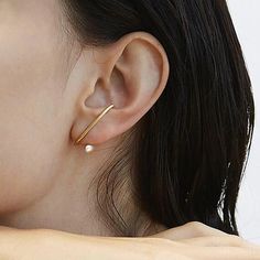 Luxury Minimalist Earrings For Everyday Elegance, Luxury Minimalist Gold Earrings, Piercing Jewelry Minimalist, Luxury Minimalist Jewelry With Unique Design, Luxury Modern Everyday Earrings, Work Appropriate Earrings, Silver Earrings Cuffs, Luxury Minimalist Earrings In Recycled Gold, Luxury Minimalist Jewelry With Matte Finish