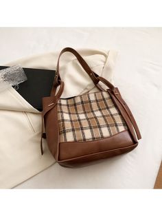 Casual Simple Plaid Shoulder Bag For Women Order PCS Fixed Amount（USD） Each PCS(USD) 1-5 12.99 2.5 6-15 6.99 2.5 ≥ 16 0 2 Inches Table Size Width Height Belt Length One Size 11.81 10.24 39.37 Centimeter Table Order PCS Fixed Amount（USD） Each PCS(USD) 1-5 12.99 2.5 6-15 6.99 2.5 ≥ 16 0 2 Warm Tips 1. This Clothing Size Information Is Just For Reference Only. Please Check The Above Detailed Measurement To Choose The Correct Size, And Allow 3-4 Cm (1.18"-1.57") Differences Due To Manual Measurement Casual Square Shoulder Bag For Fall, Casual Fall Bucket Bag For Shopping, Casual Brown Shoulder Bag For Winter, Winter Casual Brown Shoulder Bag, Casual Shoulder Bag For Fall Errands, Casual Brown Bag For Winter, Casual Faux Leather Bucket Bag, Casual Brown Winter Bag, Casual Brown Square Bucket Bag