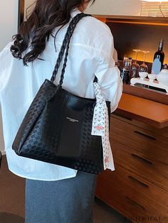 BagForLove - 2023 New Stylish Large Capacity Tote Bag - Perfect for Shoulder Wear Product Description Color Black Pattern Type Plain Type Shoulder Tote Bag Material PU Details Pictures Similar Products h2 { text-align: center; } /* æ¢è¡ */ li{ white-space: normal; word-break: break-all; word-wrap: break-word; } .red-box { width: 100%; display: flex; flex-direction: row; flex-wrap: wrap; justify-content: center; } .red-box > div { width: 190px; height: 250px; margin: 10px; } .red-box > div > a > img { width: 190px; height: 250px; } .size-box { width: 100%; margin: auto; white-space: nowrap; } .table { border-collapse: collapse; border-spacing: 0; width: 100%; table-layout: fixed; } tr, td, th { border: 1px solid rgb(175, 173, 173); padding: 10px 0px; text-align: center; font-size: 14px; b Twilly Scarf, Pu Leather Bag, Twilly, Word Wrap, Shoulder Tote Bag, Shoulder Tote, Female Travel, Black Pattern, Wearing Black