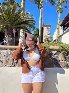 Chubby Girl Beach Outfit, Beach Outfit For Chubby Ladies, Chubby Beach Outfit, Curvy Beach Outfits, Puerto Vallarta Outfits, Curvy Street Style, Women Beach Outfits