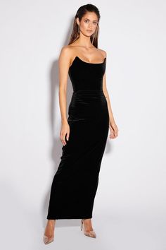 The Effie Kats Koi Gown is made from plush stretch velvet and cut for a close fit. This strapless style has strategic ruching throughout the lower abdomen area for a flattering effect. Wear it to a cocktail party with sky-high pumps and a bold red lip. Fits true to size, take your regular size (i.e. S = AU8/US4) Design Effie Kats, Mini Dress Hot, Dress Hire, Bold Red Lips, Lower Abdomen, Cherry Dress, Casual Night Out, Red Lip, Stretch Velvet