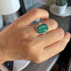 Brand New. Solid Sterling Silver. Genuine Faceted Emerald Gemstone. Size 5 3/4. Stamped .925 Cubic Zirconia Wedding Rings, Pave Wedding Rings, Diamond Ring Cuts, Rose Gold Ring Set, Silver Emerald Ring, Tanzanite Diamond Ring, Diamond Heart Ring, Wedding Rings Halo, Turquoise Ring Silver