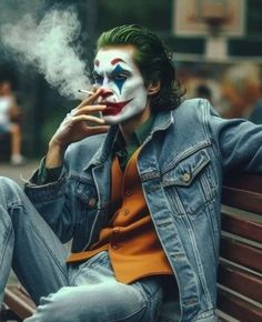 Joker Photoshoot, Joaquin Phoenix Joker, Joker Mask, Funny Romantic Quotes, Joker Clown, Joker Images, Girly Swag, Joker Artwork, Grunge Pictures