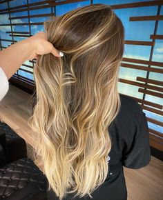 Natural Blonde Highlights On Brown Hair, Sunkissed Brunette, Balyage Long Hair, Ash Blonde Hair Balayage, Summer Blonde Hair, Brunette Hair With Highlights, Brown Hair With Blonde Highlights, Brunette Balayage Hair, Hair Done