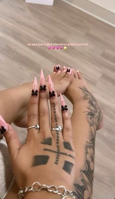 Long Length Nails Acrylic, 8 Ball Acrylic Nails, Lifeguard Nails, Nail Birthday Ideas, Nails Acrylic French Tip Design, Pink Friday Nails, Kiss Mark Nails, Square Nails Long Design, Tapper Square Acrylic Nails