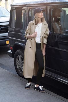 CLASSIC TRENCH COAT WITH BELT - Beige | ZARA Australia Zara Trench Coat, Trench Beige, Zara Australia, Coat With Belt, Beige Outfit, Classic Trench Coat