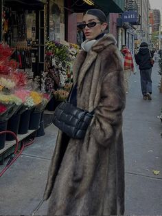 45977679233246|45977679266014|45977679298782 Lady Streetwear, Faux Fox Fur Coat, Fur Coat Fashion, Long Faux Fur Coat, Plush Coat, Fluffy Jacket, Pull Oversize, Long Overcoat, Fluffy Coat