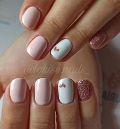 Simple Nail Heart Designs, Nail Art With Hearts Simple, Valentines Classy Nails, Gelish Short Nails Designs, Nail Designs With Hearts Simple, Pretty Nails For Spring Simple, Classy Valentines Nails Pink, Rose Gold Valentines Day Nails, Fun Short Summer Nails