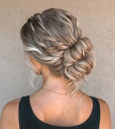 Maid Of Honor Hairstyles, Bridesmaid Hair Inspo, Braided Buns, Bridemaids Hairstyles, Summer Wedding Hairstyles, Cute Prom Hairstyles, Teased Hair, Bridesmaid Hair Makeup, Bridal Hair Updo