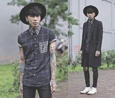 Hairstyle Tomboy, Masc Goth, Indie Fashion Men, Trans Masc, Dark Outfit, Masculine Clothing, Dr Martens Style, Martens Style, Mens Fashion Edgy