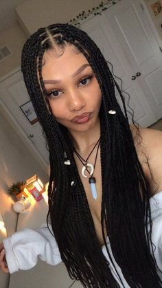 Natural Hair Styles For Black Women With Big Forehead, Black Braid Hairstyles For Women, Braids To Do With Natural Hair, Braids With Extra Hair, Goddess Box Braids With Beads, Summer Box Braids, Summer Braids For Black Women, Braid Inspiration