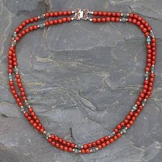 Carnelian and labradorite beaded necklace 'Bright Hopes' - Double Carnelian Strand Beaded Necklace with Labradorite Western Jewelry Necklace, Orange And Violet, Jewelry Ruby, Beaded Necklace Designs, Beaded Jewelry Designs, July Birthstone Jewelry, Labradorite Beads, Coral Necklace, Ruby Jewelry