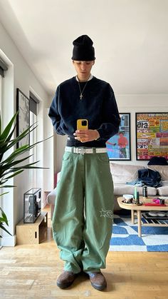 Androgynous Fashion Grunge, Softboy Outfits, Men’s Fashion Gorpcore, Sweater Cardigan Outfit, Normcore Fashion, Trendy Boy Outfits, Guys Clothing Styles