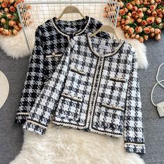 Fabric: other Size: m, l Color: white, black size M: Total length 51 bust 92 sleeve length 54 50: Total length 52 bust 96 sleeve 55 White Long Sleeve Blazer For Winter, White Long Sleeve Blazer For Fall, Elegant White Long Sleeve Outerwear, Coat For Women, Women Overcoat, Tweed Coat, Plaid Jacket, Tweed Jacket, Jacket Style