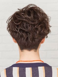 Androgynous Hair, Hairstyle Hairstyle, Short Curly Haircuts, Shot Hair Styles, Short Hair Haircuts, Cut My Hair, Mens Hairstyles Short, Curly Hair Cuts, Short Curly Hair