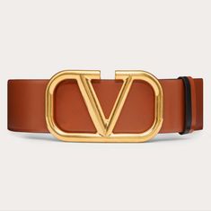 Valentino Garavani Vlogo Signature Reversible Belt In Glossy Calfskin Leather. - Antique-Brass-Finish Logo - Vlogo Signature Adjustable Buckle - Made In Italy 100% Authentic Nwt. Never Worn 70cm Branded Belts, Designer Belts, Saddle Brown, Reversible Belt, Metal Earrings, Online Bags, Belts For Women, Valentino Garavani, Moschino