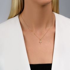 Diamond Cross Necklace in 18K White Gold Yaniv Fine Jewelry - Etsy Israel