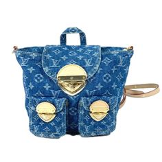 Item Information ※It is automatically translated ITEM NO.: 156704-22931-2 NAME: LOUIS VUITTON New LV Remix Venice bag backpack Backpack SHAPE: Backpack MODEL NO.: M46836 Code: RFIC COLOR: Blue denim / blue MATERIAL: MonogramDenim APPROX SIZE: W9.4×H10.2×D2.8inch / W24cm×H26cm×D7cm Catalog values are listed. Listed hand measurements may have a 1-2cm difference. GENDER: Women's SPEC: [Open type]Belt Hardware [Outside] Belt Hardware pocket x 2 [Inside] Open pocket x 1 ADDITIONAL ITEMS: Box , Dust Bag , ITEM RANK: BrandNew N Rank (This is an unused Company N Rank item. ) CONDITION DETAILS: PRODUCT INTRODUCTION: Venice is a small backpack made from Monogram Denim. It features three gold-colored insert locks, one on the flap and one on the two exterior front pockets. It's large enough to hold ev Belt Hardware, Louis Vuitton New, Hand Measurements, Small Backpack, Product Introduction, Denim Blue, Backpack Bags, Bags Handbags, Blue Denim