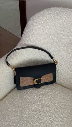 coach bag Coach Bag, Coach Purses, Pretty Dresses, Coach Bags, Purses And Handbags, Purse, My Style, Handbags, Dresses