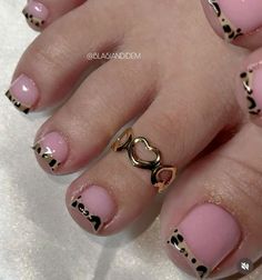 Gel Toe Nails, Acrylic Toes, Pretty Toe Nails, Hard Nails, Cute Toe Nails, Grunge Nails, French Tip Acrylic Nails