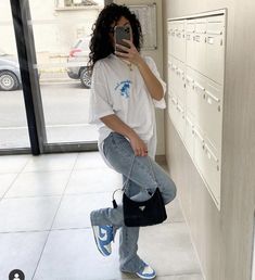 Blue Dunks Outfit, Blue Sneakers Outfit, Blue Dunks, Jordan Outfits Womens, Casual Gym Outfit, Dunk Outfit, Dunks Outfit, Denim Street Style, Streetwear Fits