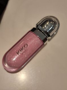 Gloss Labial, Fancy Makeup, Kiko Milano, Makeup Items, Makeup Essentials, Aesthetic Makeup, Lip Care, Makeup Collection, Makeup Skin Care