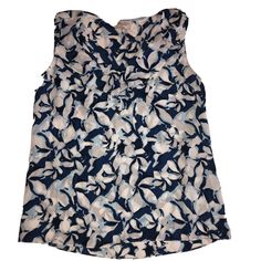 Laundry Shelli Segal Womens Blouse Xl Blue Floral Sleeveless Top Ruffle Nwt * V-Neck * 100% Polyester * Width: 20 1/2 Inches (Armpit To Armpit-Front Only) * Length: 27 Inches (Shoulder To Bottom) Blue Tank Blouse For Vacation, Blue Tank Blouse For Beach, Blue Printed Cami Top, Vacation Blue Ruffled Tank Top, Blue Printed Sleeveless Top, Blue Sleeveless Floral Print Top, Blue Ruffled Sleeveless Blouse, Blue Ruffled Cami Tank Top, Blue Floral Print Sleeveless Top