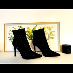 This Pair Of Boots Could Be A Wonderful Addition To Your Closet This Holiday Season And For Any Other Party The Next Year. Forever 21 Boots For Fall Party, Forever 21 Party Boots For Fall, Casual Party Boots By Forever 21, Forever 21 Casual Party Boots, Shoes Black Women, White Heeled Boots, Above Knee Boots, Heeled Combat Boots, Thigh High Heels