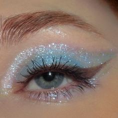 Under The Stars Makeup, Cosmic Makeup, Lover Makeup, Blue Makeup Looks, Prom Eye Makeup, Glitter Eye Makeup, Loose Pigments, Eye Makeup Designs