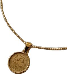 The smart minimalist - gold coin pendant Gold Coin Pendant, Birthstone Charm Necklace, Sun Charm, Minimalist Accessories, Sun Necklace, Gold Coin Necklace, Be Positive, Charm Necklace Silver, Tote Bags Handmade