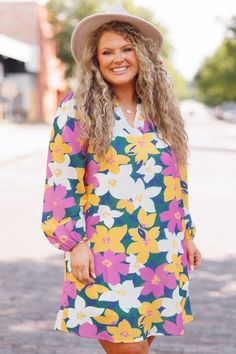 Chic Soul plus size clothing, v-neck long sleeve floral  short multicolored dress Model Fits, Lovely Dresses, Savannah Chat, Looks Great, Floral Pattern, Wardrobe, Purple, Dresses, Floral