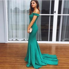 Prom Dresses Long Green, Off The Shoulder Prom Dress, Prom Dress With Train, Prom Dresses Long Mermaid, Mermaid Evening Gown, Green Mermaid, Prom Dresses Sleeveless, Beautiful Prom Dresses, Green Prom Dress