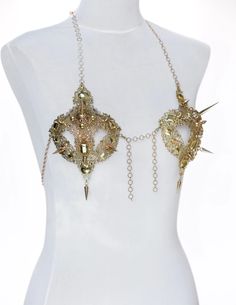 Gold Chain Body Jewelry For Festival, Gold Festival Body Jewelry With Chain, Gold Body Jewelry With Chain For Festival, Gold Metal Body Jewelry For Festival, Glamorous Gold Embellished Jewelry, Glamorous Embellished Gold Jewelry, Gold Fantasy Jewelry For Festivals, Gold Fantasy Jewelry For Wedding, Gold Fantasy Wedding Jewelry