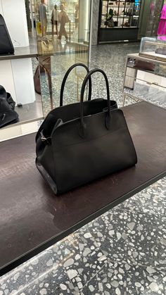 Fall fashion, the row, mary-kate olsen, ashley olsen, mary kate and ashley, margaux bag, minimalist style, jennifer lawrence The Row Bag Margaux 15, The Row Margaux 15, The Row Margaux Bag, Margaux Bag, The Row Bag, Mary Kate And Ashley, Dream Wishlist, Kate Olsen, Bag Minimalist