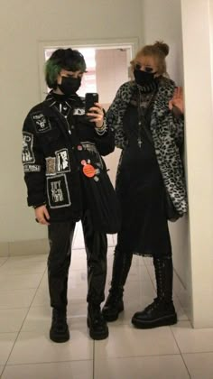 Masc Goth Outfits, Grunge Clothes, Punk Grunge, Goth Outfits