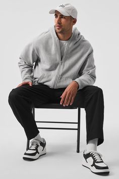 For easy everyday wear, the Renown Full Zip Hoodie is checking in. It’s made from soft and comfy, heavyweight French terry with dropped shoulders and a just-right oversized fit — ideal for seasonal layering, lounge or on-the-go. A split kangaroo front pocket keeps small essentials readily accessible. Pair with a matching Renown Heavyweight Sweatpant for head-to-toe chill vibes. Comfy, heavyweight French terry Split kangaroo pocket & just-right oversized fit Unisex style Designed & uniquely fit t