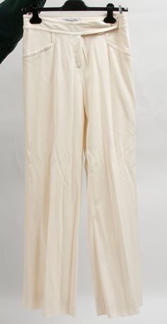 Christian Dior designer clothing women's dress pants. Size 6. At the time of this listing, matching Christian Dior pieces are available (jacket, skirt, two pairs of pants). Dior Pants, Christian Dior Designer, Women's Dress Pants, Dior Boutique, Dior Designer, Paris Design, Fashion Catalogue, Modeling Career, Womens Pants