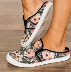 Memory Foam Insole Slip-On Body Style Canvas True To Size. If In Between Sizes, Size Up .5 Size Floral Print Brand New In Box Jellypop Shoes, Mule Sneakers, Shoes Brand, Body Style, Sneakers Black, Shoe Brands, Mule, Womens Shoes Sneakers, Memory Foam