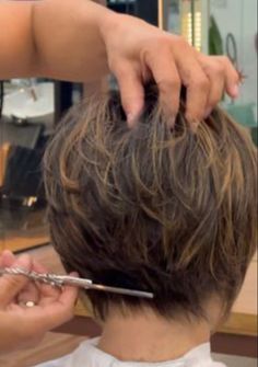 Short Stacked Hair, Short Stacked Bob Haircuts, Pixie Haircut Fine Hair, Kort Bob, Κούρεμα Bob, Stacked Haircuts, Short Sassy Haircuts, Stacked Hair, Cut Hairstyles