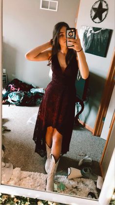 Grad Dresses With Cowboy Boots, Cute Country Dresses Prom, Cute Country Hoco Dresses, Prom Dresses To Wear With Cowboy Boots, Formal Cowgirl Dresses, Country Winter Formal Dresses, Western Dresses Wedding Guest, Homecoming Dresses Country Style