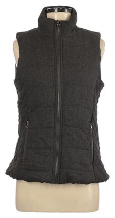 Lemon tart Gray Herringbone Skyros Quilted Wool Vest Size 8 (M) - Tradesy Snow Outfit, Grey Herringbone, Lemon Tart, Wool Vest, Herringbone Pattern, 8 M, Cloth Bags, Herringbone, Tart