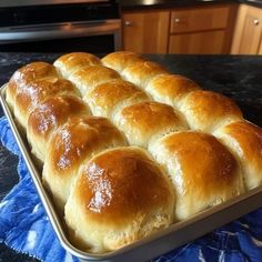 Best Soft & Fluffy Homemade Dinner Rolls, Homemade Yeast Rolls Recipe, Fluffy Rolls Recipe, Small Batch Yeast Rolls, Easy Yeast Rolls Recipe Simple, Fleischmann's Rapid Rise Yeast Recipes, Yeast Rolls Recipe Homemade Easy, Dinner Rolls With Active Dry Yeast