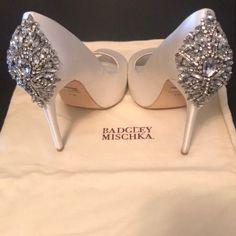 Badgley Mischka Rhinestone Satin Pumps 4.8” Heel Covered With Rhinestones Peep Toe Reveals Partially Hidden 1” Platform Leather Sole Ivory Satin Only Worn Once Size 7 Lace Wedding Heels, Wedding Sandals For Bride, White Lady, Prom Heels, Badgley Mischka Shoes, Satin Pumps, Wedding Sandals, Wedding Heels, Platform Pumps