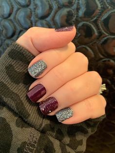 Mauve Nails, Simple Fall Nails, Fall Gel Nails, Nail Polish Art, Cute Gel Nails, Street Nails, Dipped Nails, Holographic Nails