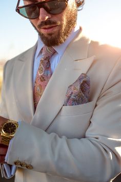 This floral print tie will add timeless sophistication to your look. Drawing inspiration from the patterns and colors found in Italy's historic art cities. Standard Length: Approx. 3.25" x 58.5". A classic tie width and length that is perfect for most men up to 6'2". 100% Panama Silk: Also known as basket weave is a soft, supple fabric that is resistant to wrinkles, ensuring you always look your best. 3-fold construction: This ensures your tie maintains its shape and effortlessly creates a flawl Elegant Formal Suits With Floral Print, Elegant Floral Print Suits For Formal Occasions, Elegant Floral Print Suit For Formal Occasions, Elegant Floral Print Formal Suits, Formal Tailored Suits With Floral Print, Tailored Floral Print Suits For Formal Occasions, Tailored Floral Print Suits For Formal Events, Tailored Floral Print Suit For Formal Occasions, Classic Formal Ties With Floral Print