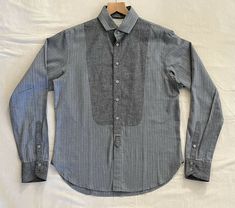 rag & bone new york removable collar mens placket shirt size large. excellent condition. the fabric is very soft and details are fine. some fraying on button holes. made in u.s.a. chest: 22” shoulder: 18” sleeve: 27” collar to back seam: 31” Relaxed Fit Collared Top With Contrast Collar, Cotton Button-up Tops With Contrast Collar, Cotton Shirt With Contrast Collar Long Sleeve, Cotton Shirt With Contrast Collar And Long Sleeves, Fitted Cotton Dress Shirt With Striped Collar, Fitted Dress Shirt With Striped Collar, Fitted Top With Contrast Collar For Fall, Fitted Cotton Shirt With Contrast Collar, Casual Fitted Shirt With Contrast Collar