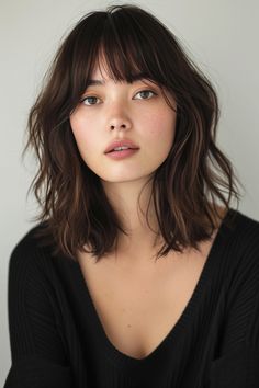 Shoulder Hair Bangs, Lob With Bangs Round Face, Long Bob With Bangs Round Face, Shaggy Bob For Fine Hair Round Faces, Short Hair For Long Face, Shaggy Lob With Bangs Round Faces, Soft Fringe Bangs, Fringe Hairstyles Round Face, Short Hair With Bangs For Round Faces