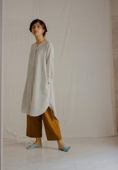 Ferris Wheels, Casual Indian Fashion, Linen Fashion, Stylish Summer Outfits, Simple Pakistani Dresses, Oversized Tunic, Muslim Fashion Outfits, Pakistani Dress Design