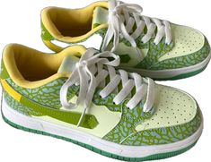 Aesthetic Sneakers, Skate Aesthetic, New Instagram, Caribbean Netherlands, Dress Shoes, Shoe Bag, Sneakers, Green